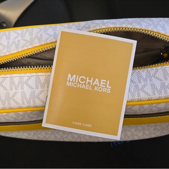 Michael Kors Gray and Yellow Messenger Bag With Matching Card Holder - Picture 2 of 9